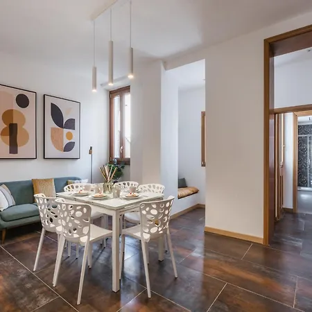 The Best Rent - Four-Room Apartment A Few Steps From The Trevi Fountain Exterior photo