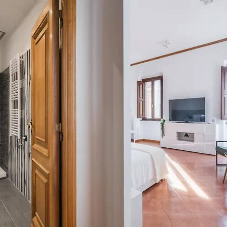 The Best Rent - Four-Room Apartment A Few Steps From The Trevi Fountain Exterior photo